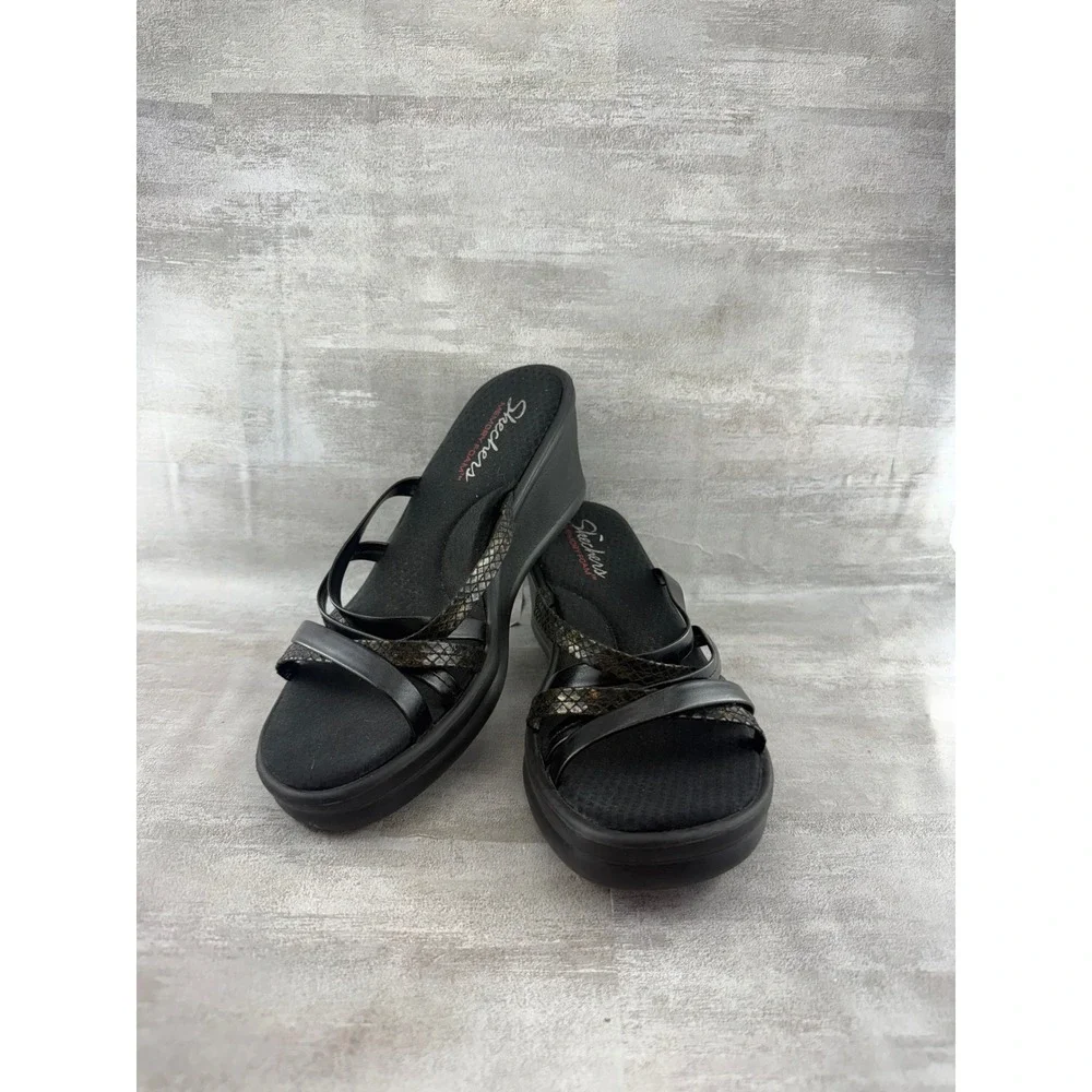 Skechers Women Black Snakeskin Strappy Memory Foam Wedge Sandals Size 8